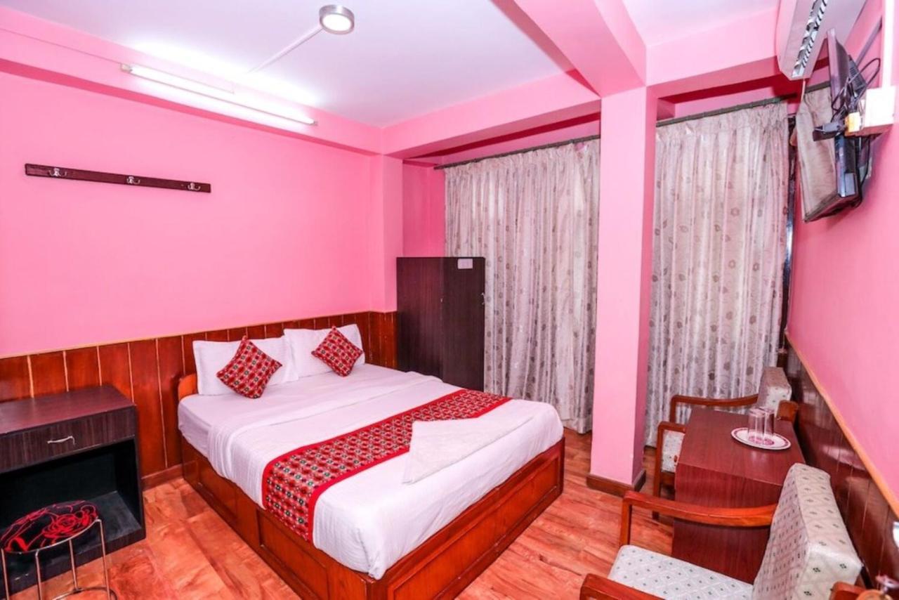 Hotel Plumeria Inn Káthmándú Exteriér fotografie